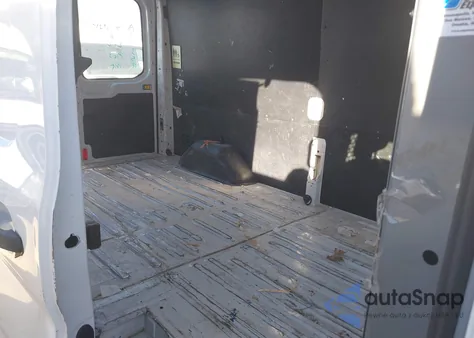 2016 Ford Transit-250 z USA, uszkodzony, nr VIN 1FTYR2CM5GKA17359